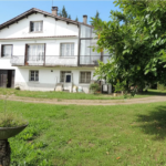 Maison familiale de 126 m² avec jardin à Villefranche-de-Rouergue, calme et proche des commodités
