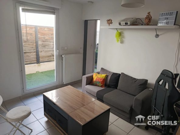 Appartement T1 bis à vendre à Clermont-Ferrand avec terrasse et box sécurisé