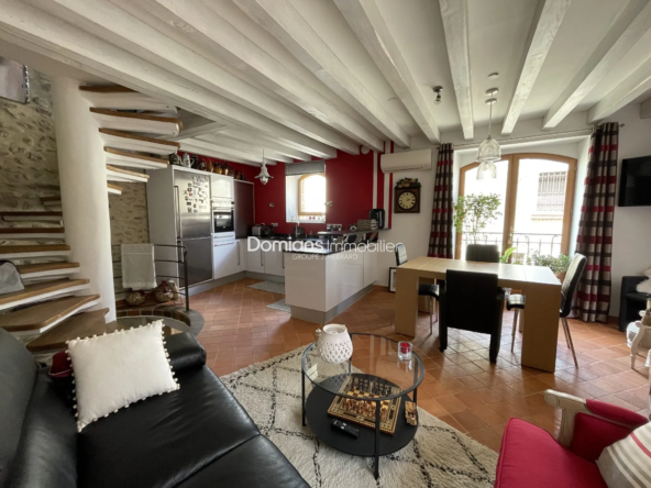 Maison en pierre avec terrasse à vendre à Ille-sur-Têt