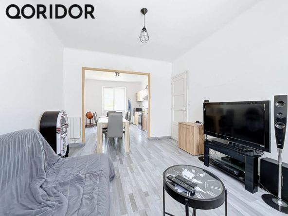 Opportunité d’achat en centre-bourg de Donges : local commercial et habitation