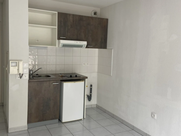 Vente d'un appartement T2 de 37,38 m² à Amilly - Résidence BBC avec piscine