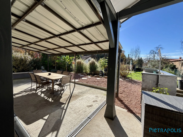 Belle maison de 132 m² avec jardin et garage à Thizy-les-Bourgs