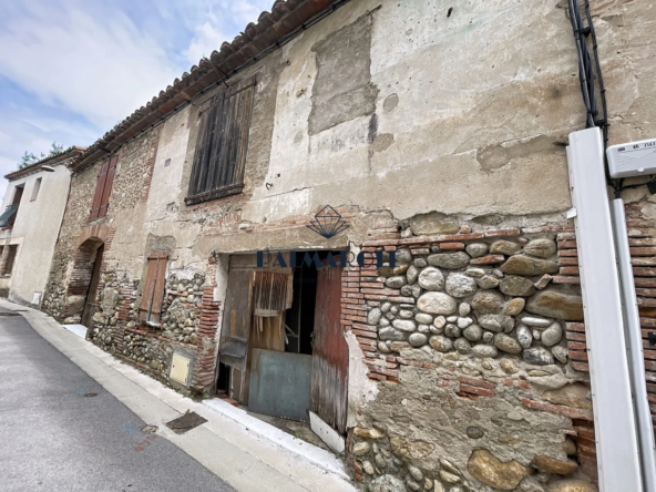 Grange à rénover avec potentiel au Soler – 78 m² à transformer