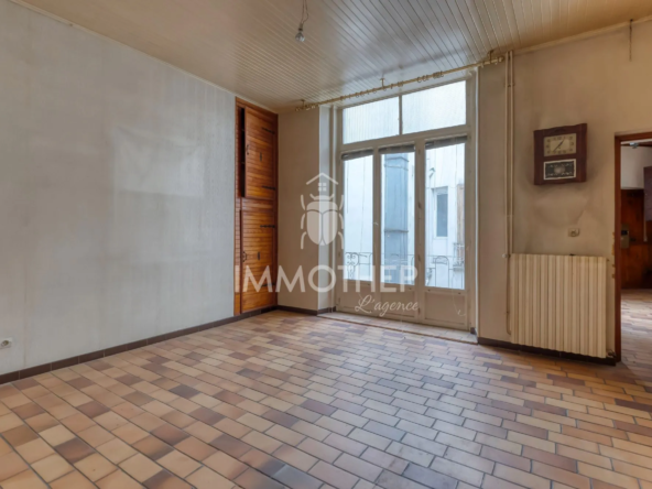 Appartement T2 à rénover de 67 m² à Grenoble en centre-ville