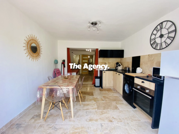 Appartement 2 pièces rénové à Bandol à 2 minutes de la plage avec piscine