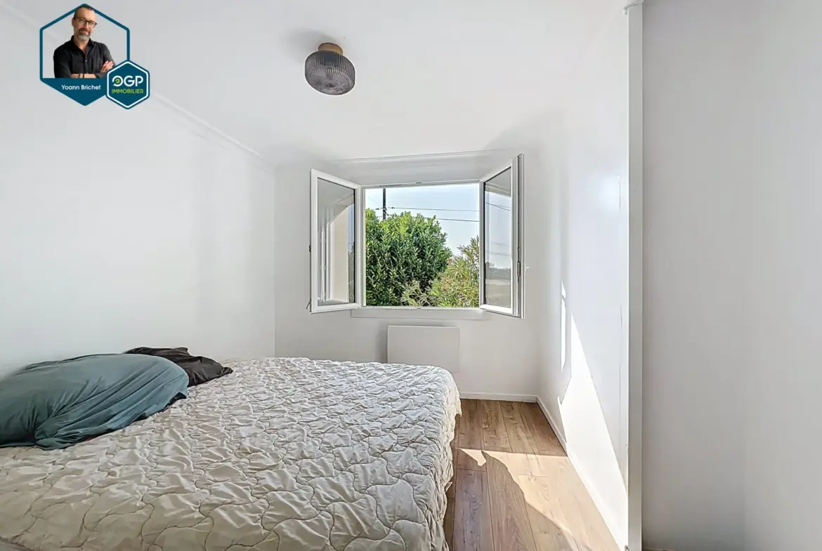 Maison T5 de 93 m² avec jardin et garage à Saint-Sulpice-la-Pointe 