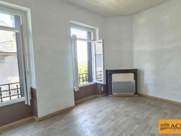Charmante maison mitoyenne à Saint-Satur, 70 m², 2 chambres, proche commodités