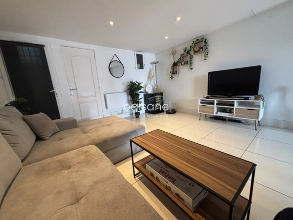 Maison à vendre à Villers-Écalles de 68 m² avec jardin et 3 pièces