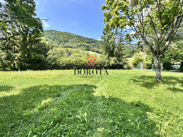 Terrain viabilisé de 504 m² à Crêts-en-Belledonne, environnement tranquille
