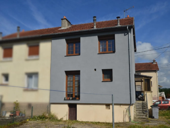 Maison à vendre à Homécourt avec jardin et garage - Quartier calme