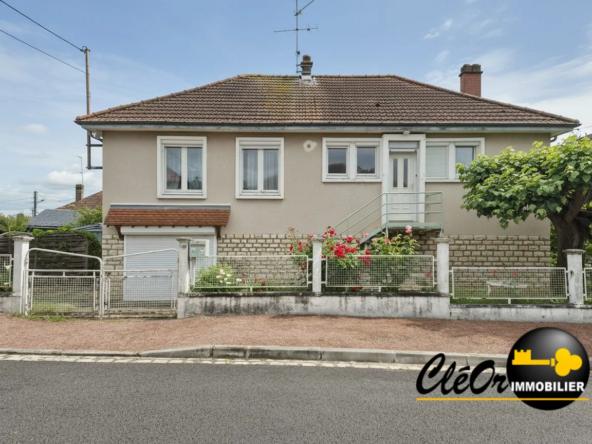 Grande maison à vendre à Chalon-sur-Saône avec sous-sol et jardin clos