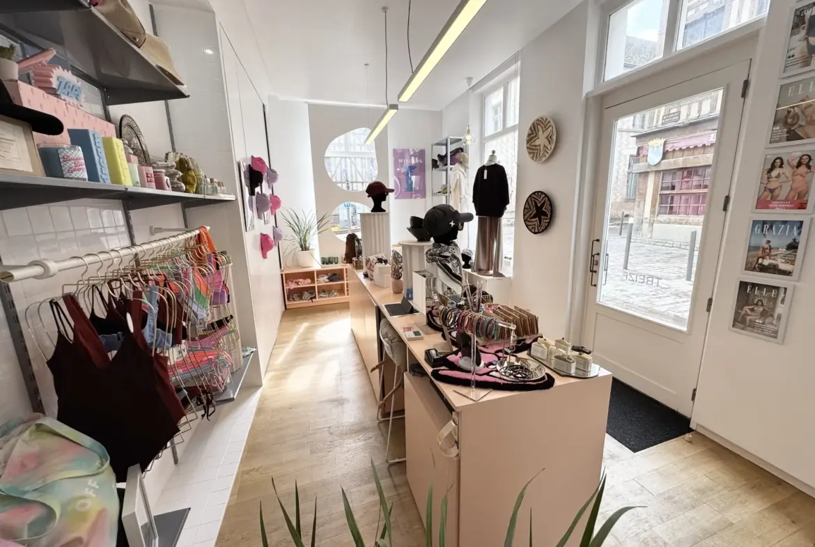 Local commercial rénové de 24 m² au centre-ville de Troyes – Idéal investisseur ou professionnel 