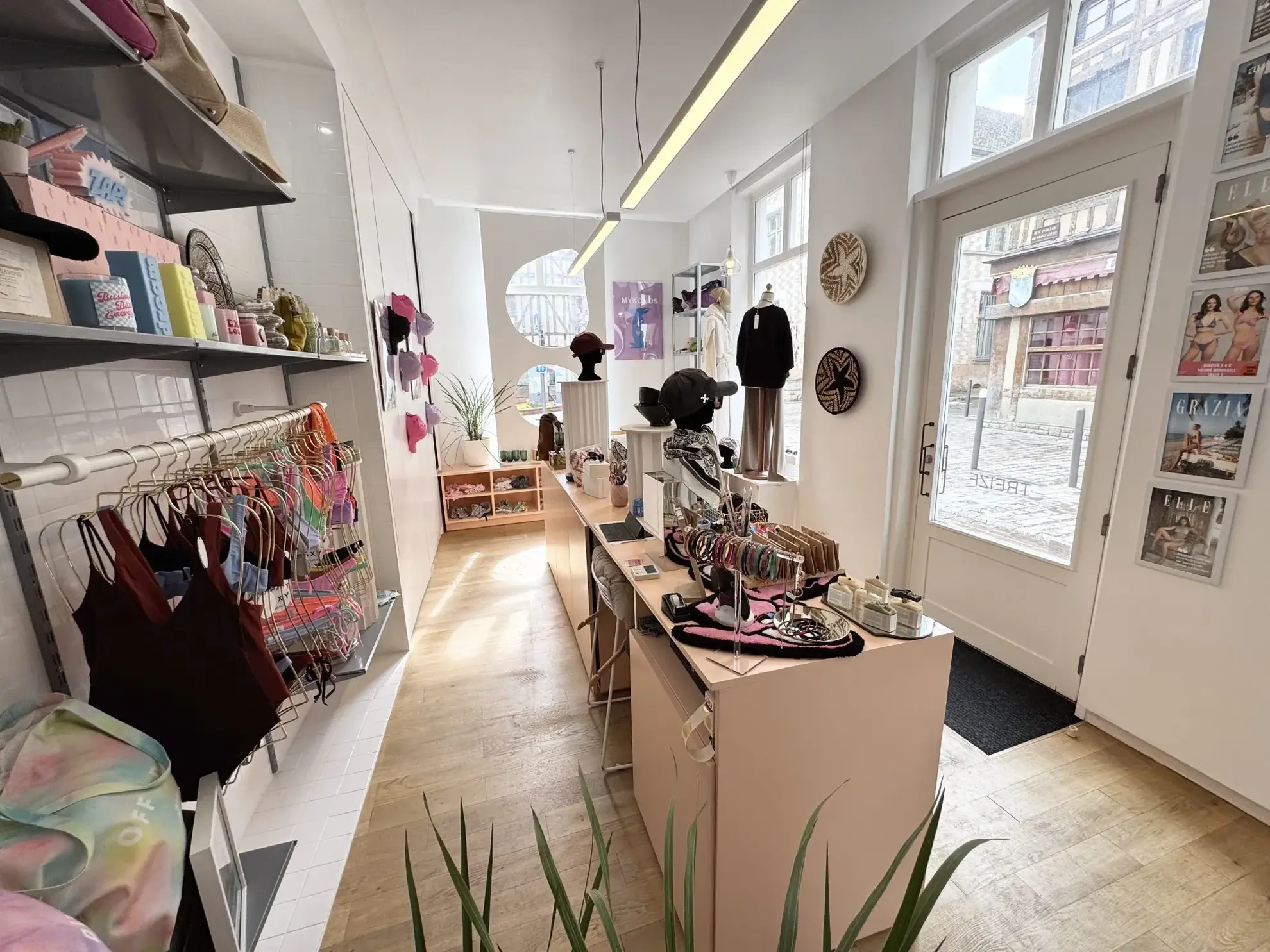 Local commercial rénové de 24 m² au centre-ville de Troyes – Idéal investisseur ou professionnel 