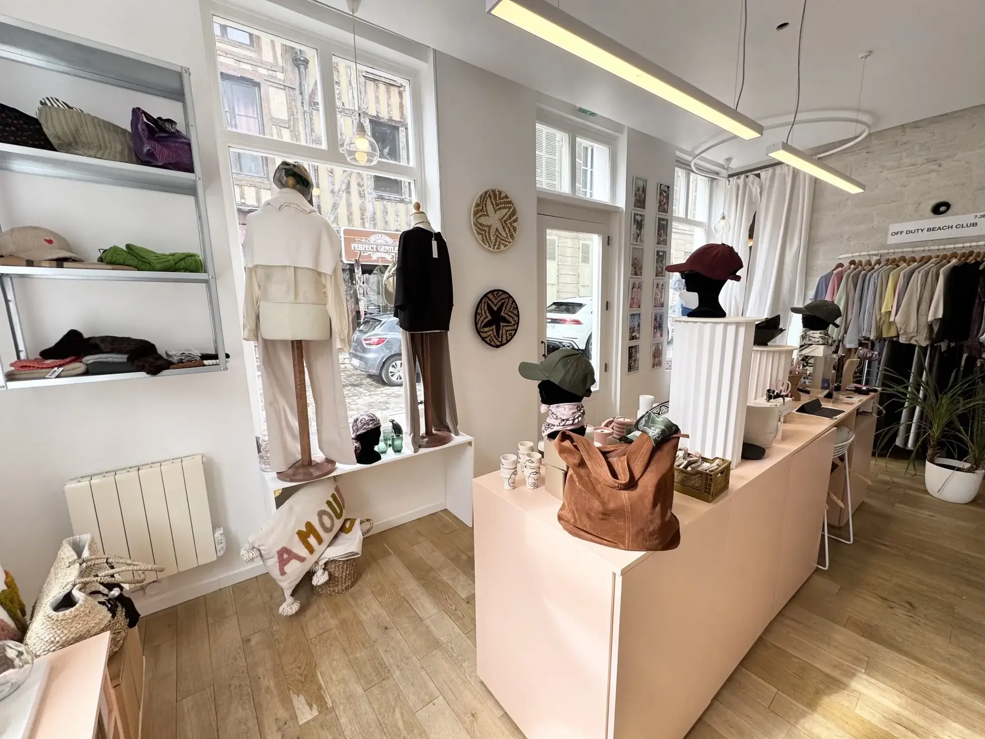 Local commercial rénové de 24 m² au centre-ville de Troyes – Idéal investisseur ou professionnel 