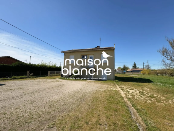 Maison à vendre aux Eglisottes-et-Chalaures avec jardin et garage