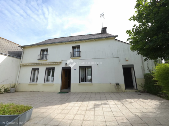 Maison à rénover avec grand potentiel à Merdrignac - 3 chambres et terrain