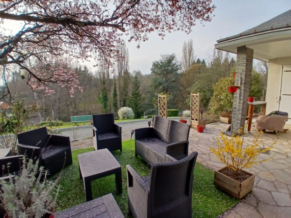 Belle maison de 98 m² avec vue sur la campagne et grand terrain à Montval-sur-Loir