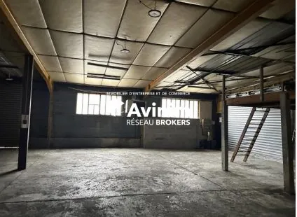 À vendre entrepôt industriel de 395 m² à Jouy-Le-Moutier (95)