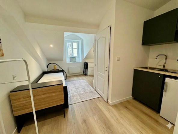 Investissement rentable de deux studios meublés à Nantes, proximité centre-ville