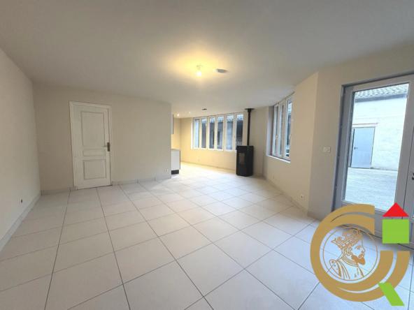 A vendre duplex de 90 m² avec parking à Neuville-sous-Montreuil