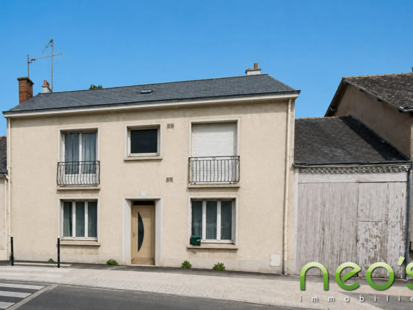 Maison avec jardin à Chemillé-en-Anjou, 4 chambres, dépendances, grande parcelle