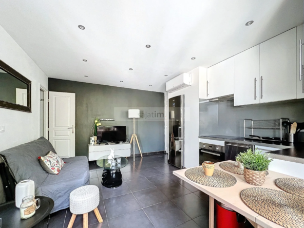 Appartement T2 à Fabrégas La Seyne-sur-Mer avec terrasse et parking privé