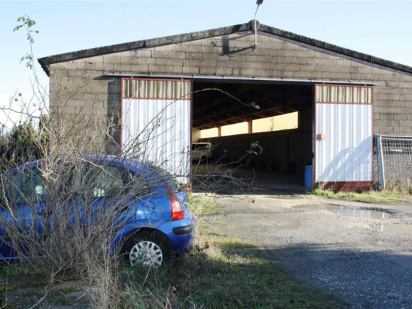 Local industriel à Graulhet de 500 m² avec terrain de 1533 m² en zone UC du PLU