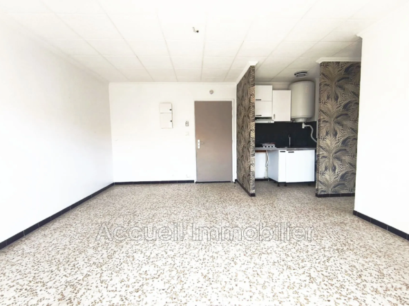 Appartement 2 pièces avec parking et loggia à Le Grau du Roi