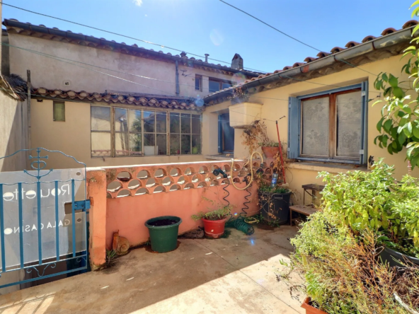 Maison de village à rénover avec terrasse à Lunel (34400), potentiel exceptionnel