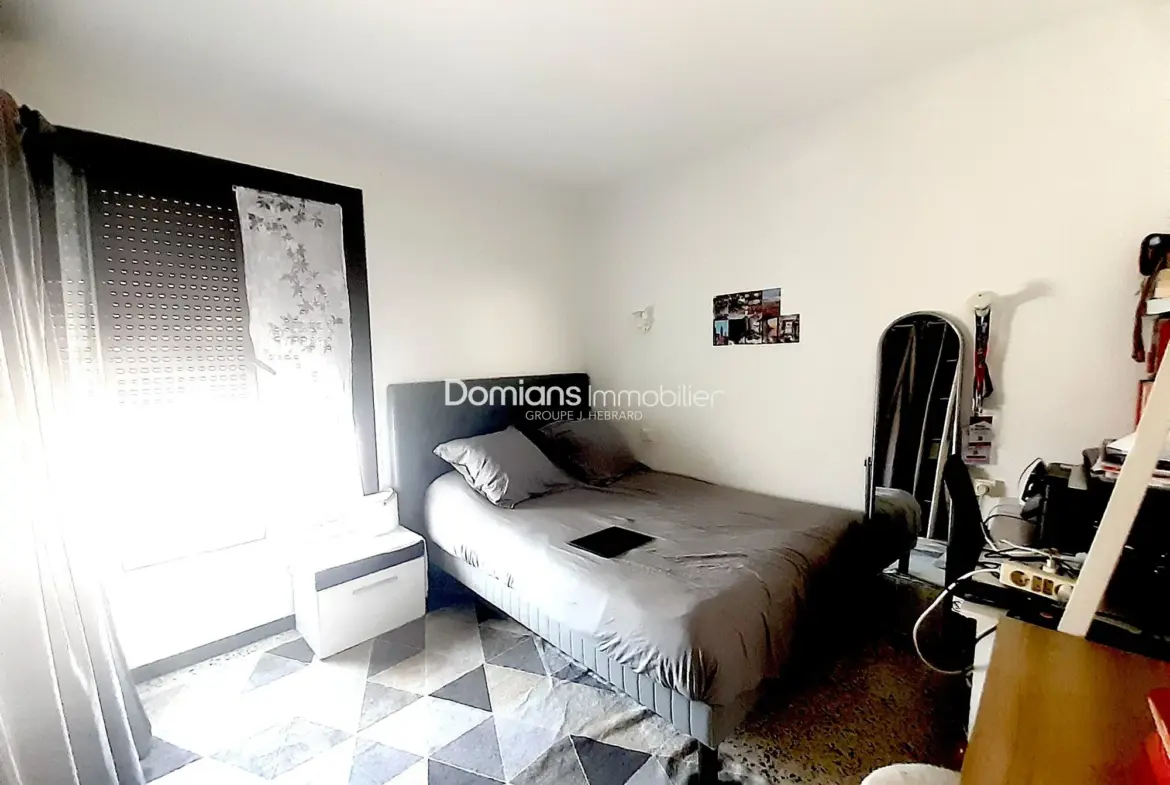 Appartement T4 à vendre à Perpignan, secteur Saint-Assiscle avec parking et cave, idéal investisseur 
