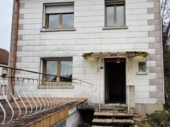 Maison individuelle à rénover à Bliesbruck, proche des écoles et nature