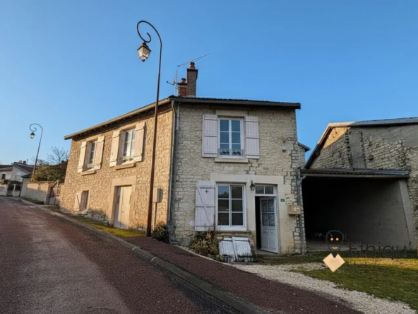 Charmante maison en pierre à rénover à Laferté-sur-Aube