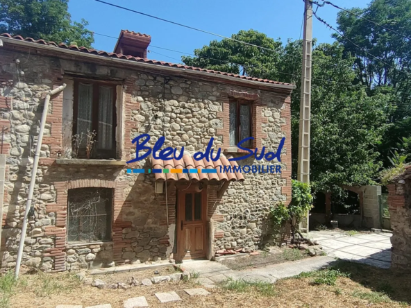 Maison ancienne à rénover avec jardin et terrasse à Prades