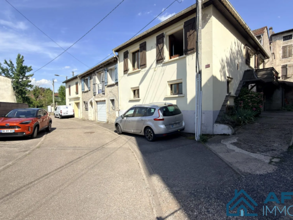 Maison mitoyenne à vendre à Rosières-aux-Salines de 128 m² avec volumes spacieux et potentiel