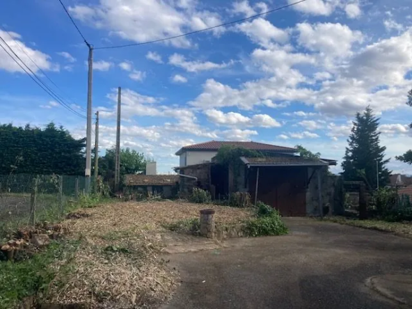Terrain constructible de 542m² à Rillieux-la-Pape - Emplacement idéal proche écoles et transports