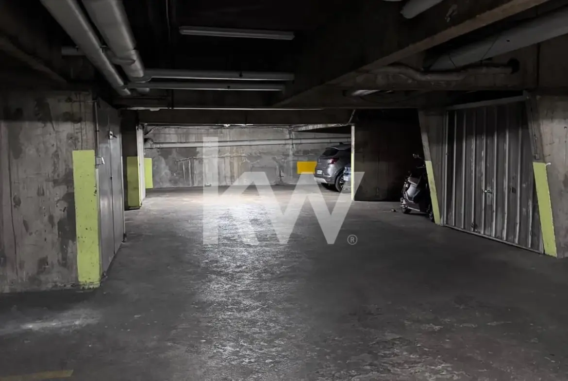Emplacement de parking sécurisé à Paris 15e - Lourmel / Boucicaut 