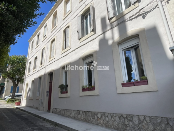 Appartement T2 à Sète avec parking et cave – Quartier calme