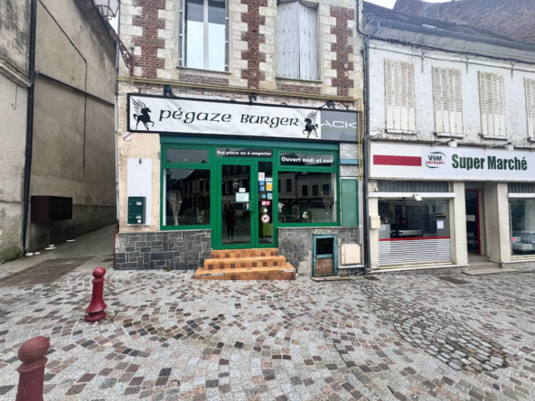 Fonds de commerce à vendre à Marle – Emplacement stratégique, cuisine spacieuse, licence 4