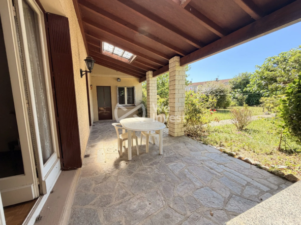 Maison 4 chambres avec jardin et garage à vendre à Aussillon