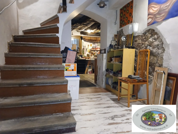 Maison ancienne à vendre à Pont-Saint-Esprit – 65 m² avec 2 chambres