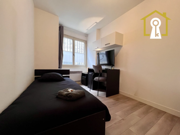 Studio meublé de 13,66 m² en centre-ville à Besançon, investissement rentable