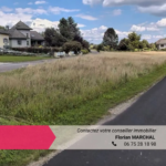 Terrain constructible de 950 m² à Petit-Croix, environnement paisible