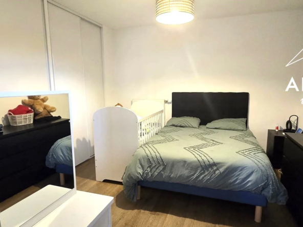 Appartement T3 avec terrasse et garage à Vénissieux - Résidence sécurisée