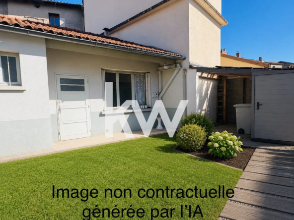 Maison de village à rénover avec jardin et atelier à Sury Le Comtal