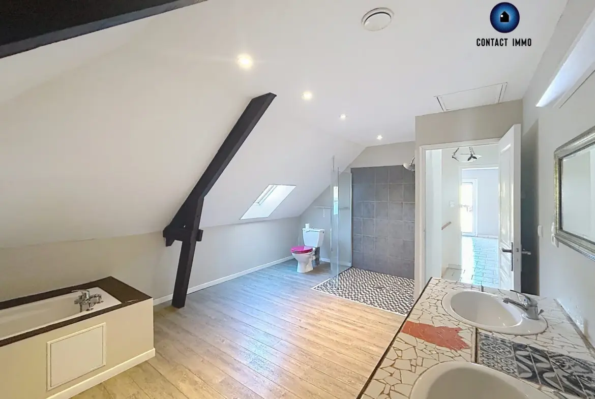 Vente maison à Allassac avec piscine, 3 chambres, grand espace de vie 