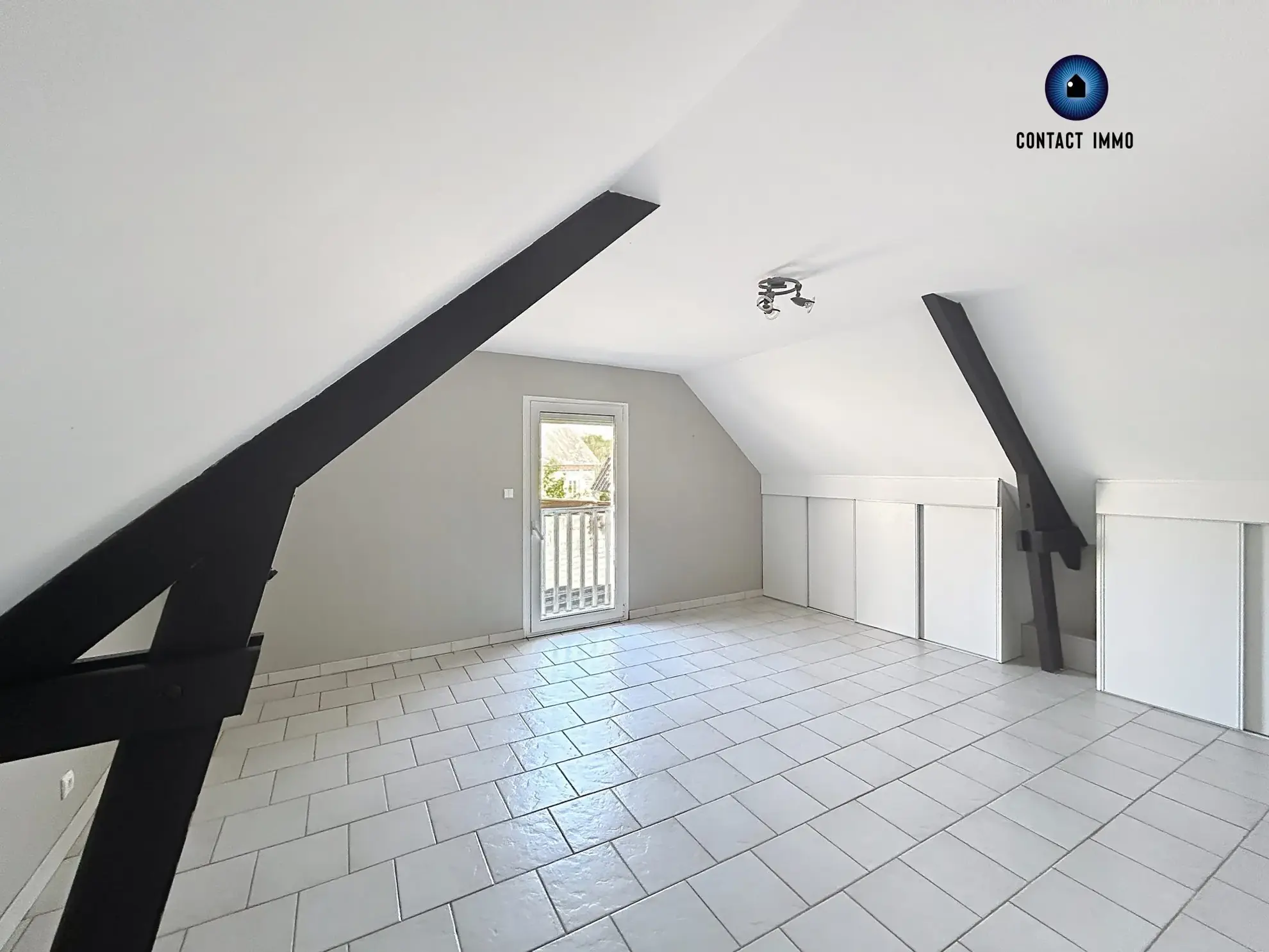Vente maison à Allassac avec piscine, 3 chambres, grand espace de vie 