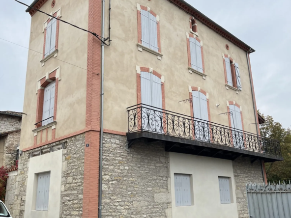 Maison de ville T5 à Septfonds - 112 m², garage, sans jardin