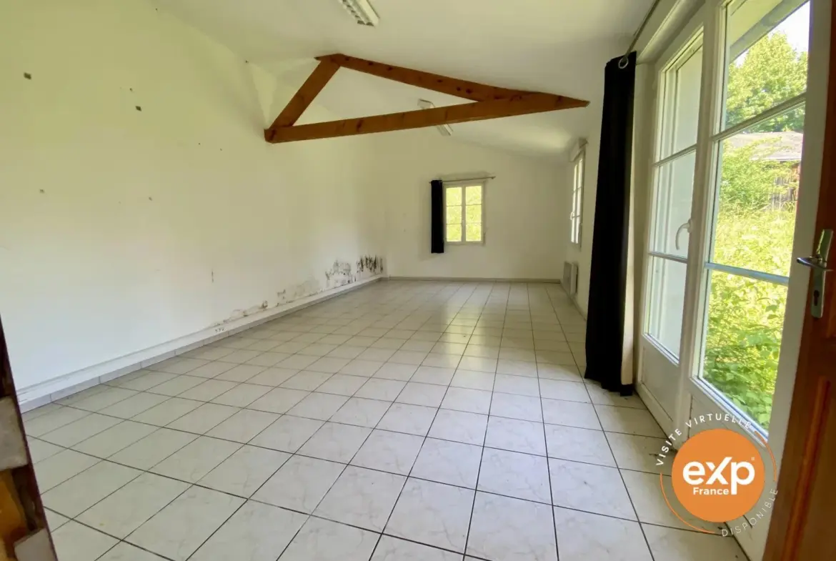 Charmante maison de bourg avec annexes à Verneuil-sur-Indre 