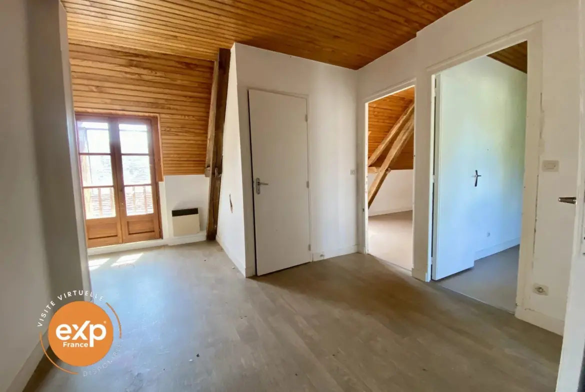 Charmante maison de bourg avec annexes à Verneuil-sur-Indre 