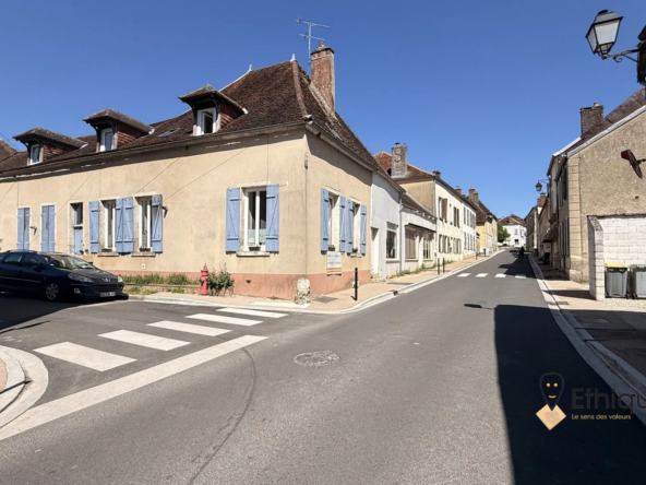 Investissement immobilier à Évry-le-Châtel : deux appartements locatifs rentables